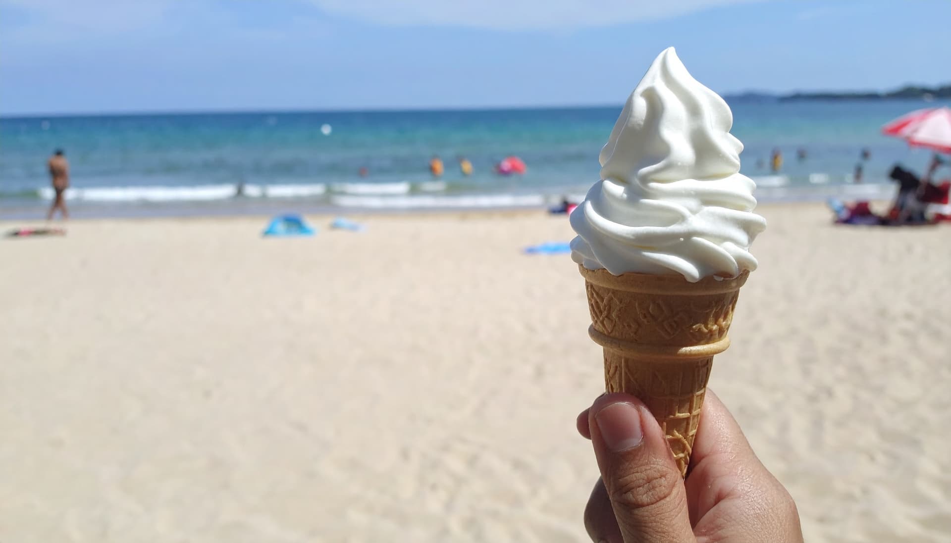 Twin-twist soft serve cones
